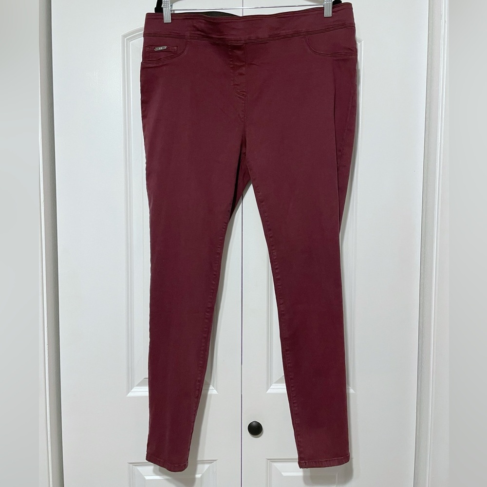 Coco + Carmen Maroon Skinny Jeans Sz XL